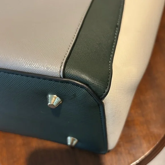 Lovevook color block tote Small tote Saffiano Hunter Green grey cream NWOT - Picture 15 of 17